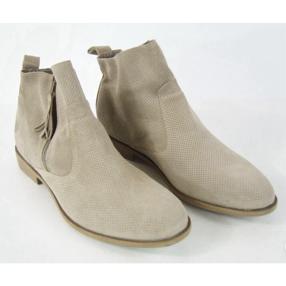 Tamaris Cigarra Perforated Ankle Bootie-Biege-Sz 40/9.5 Versatile Chic Timeless - Picture 8 of 10